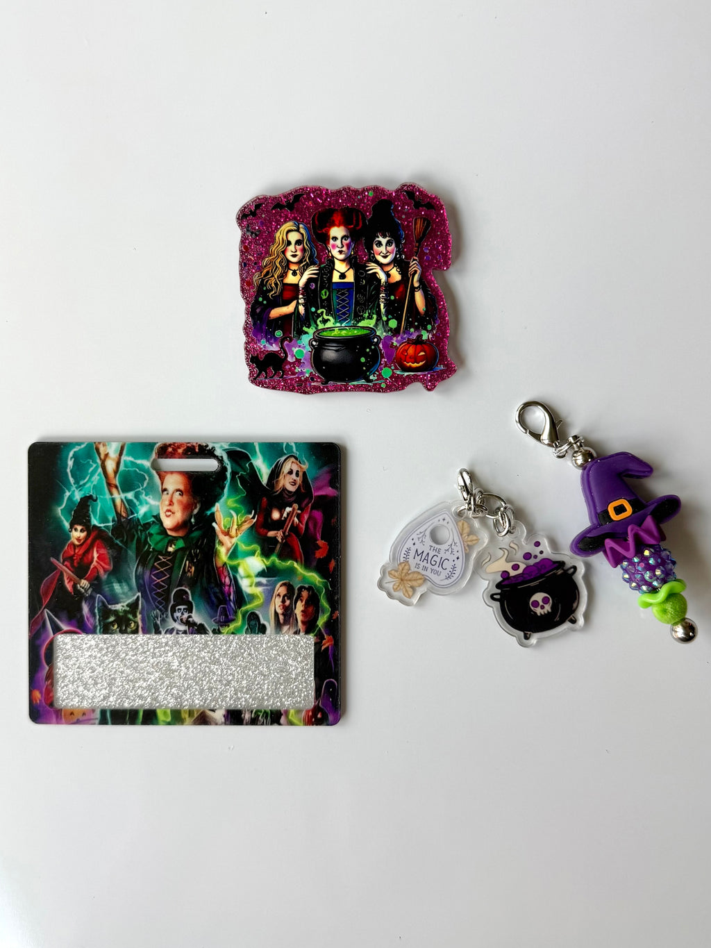Hocus Interchangeable Badge Reel