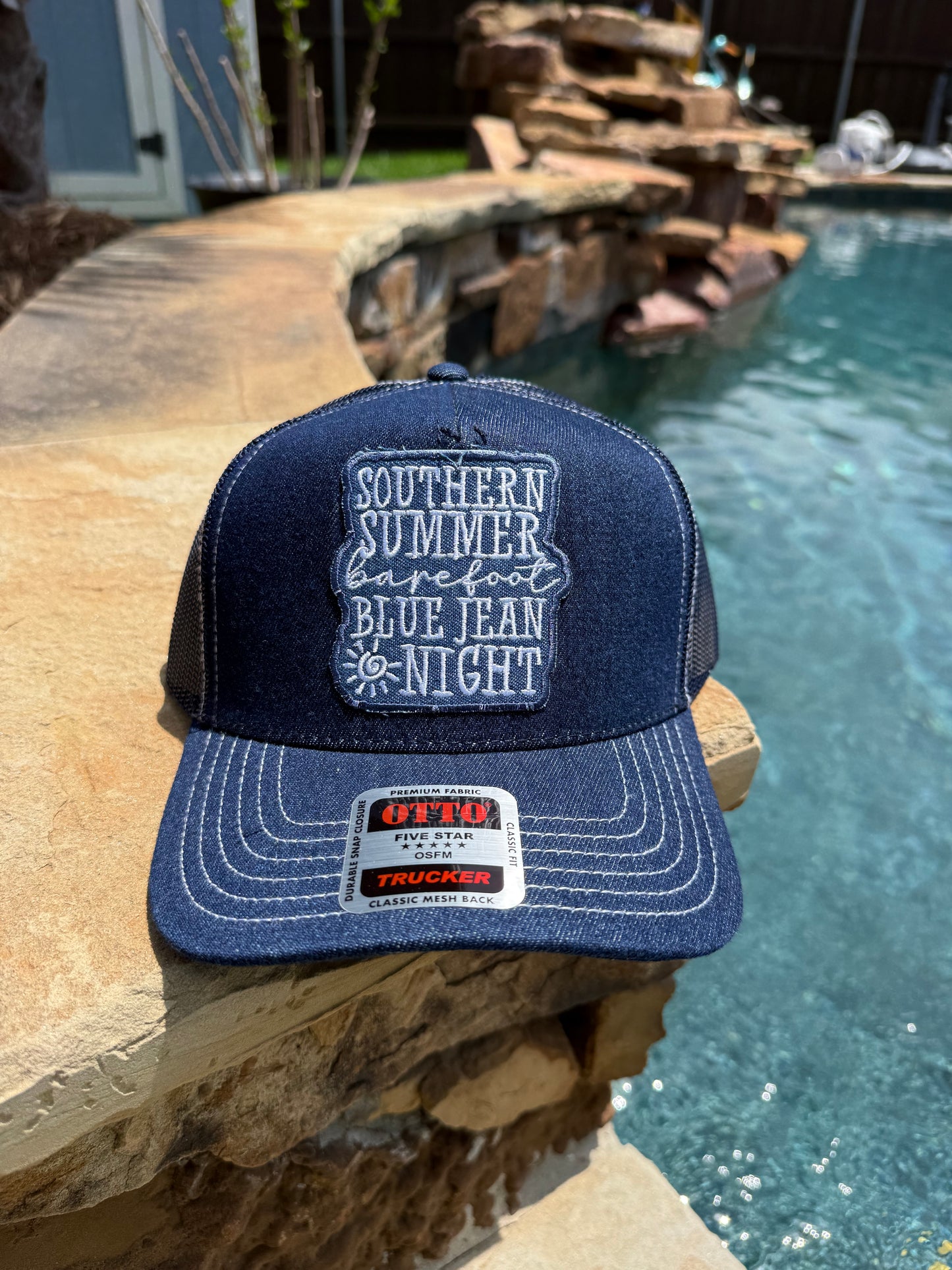 Barefoot Blue Jean Night Cap