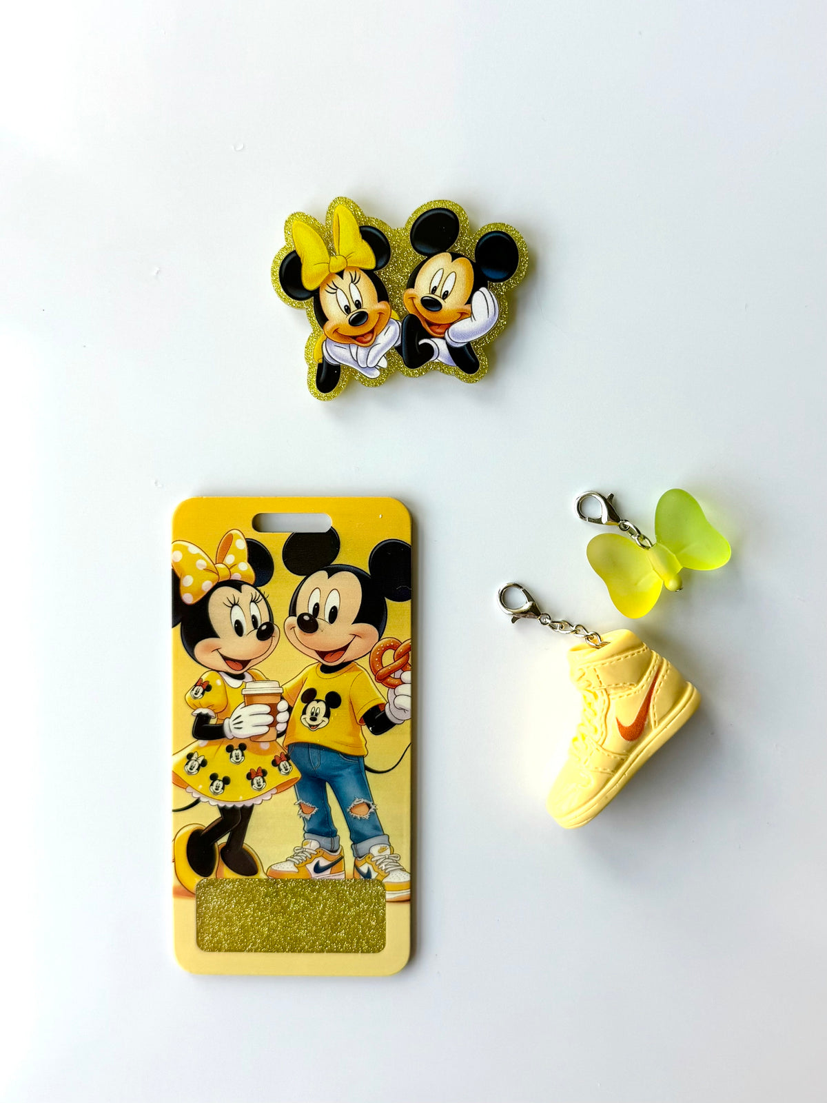 Min & Mick Interchangeable Badge Reel Buddy