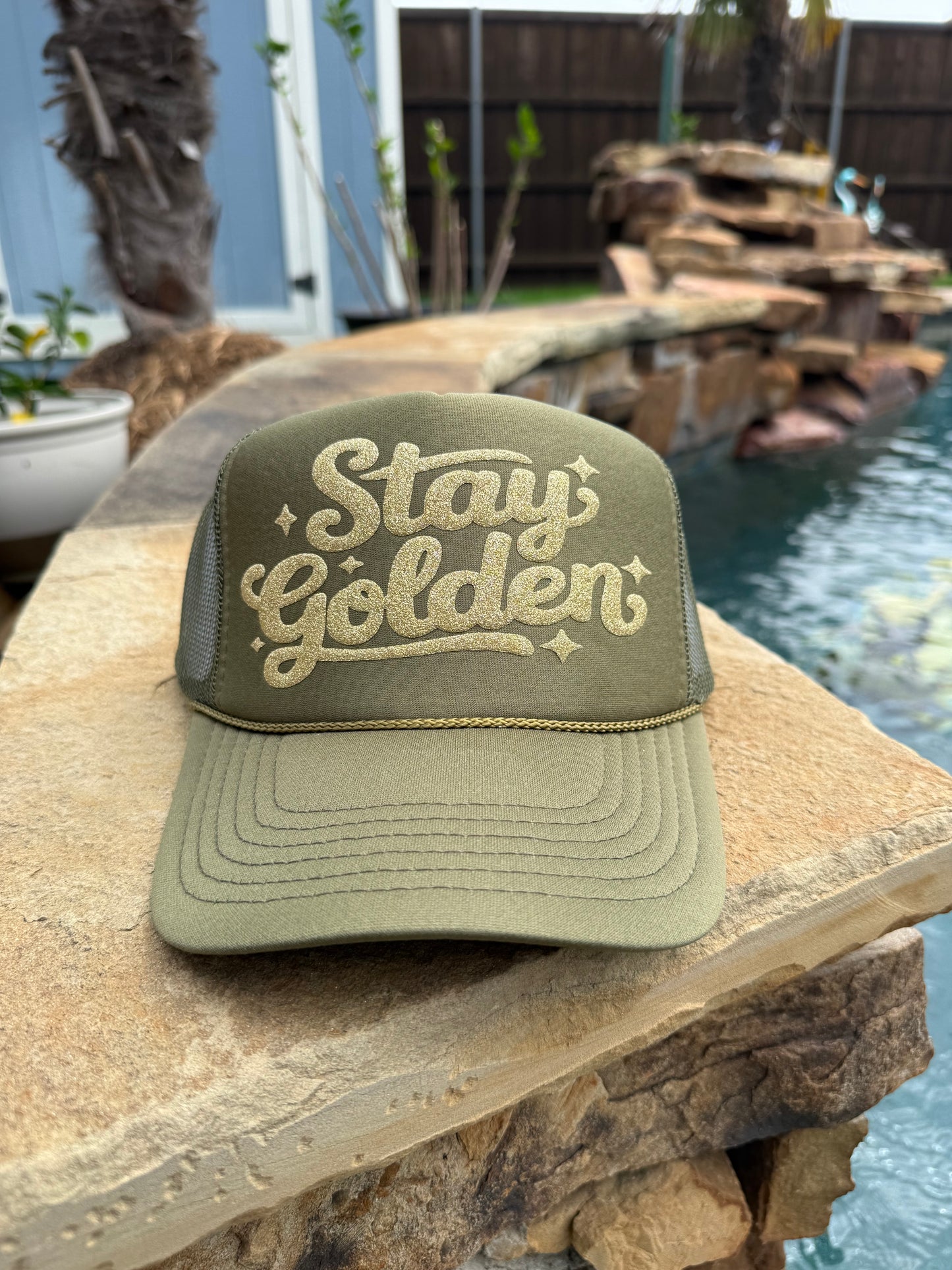 Stay Golden Cap