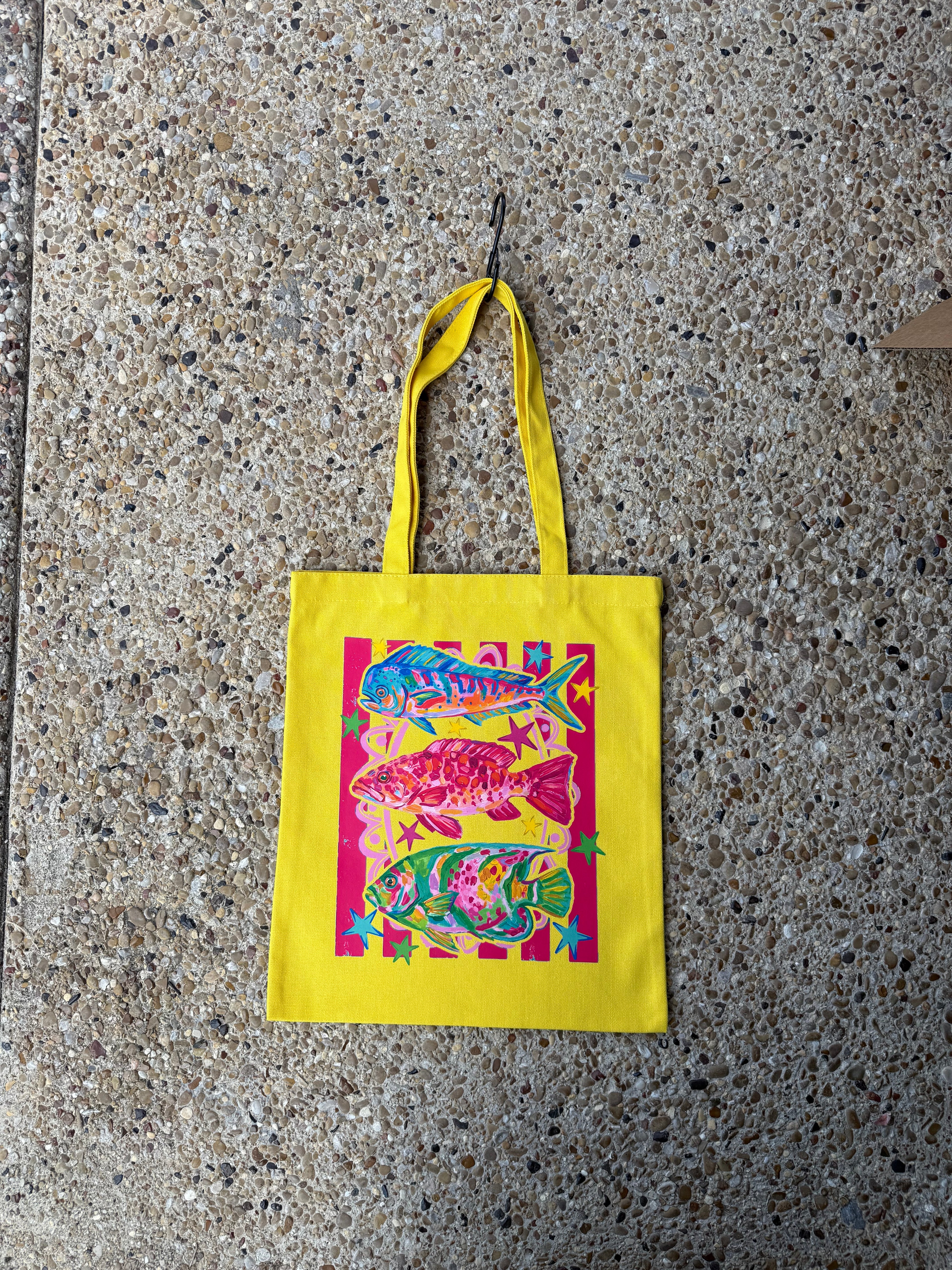 3 Striped Fish Tote